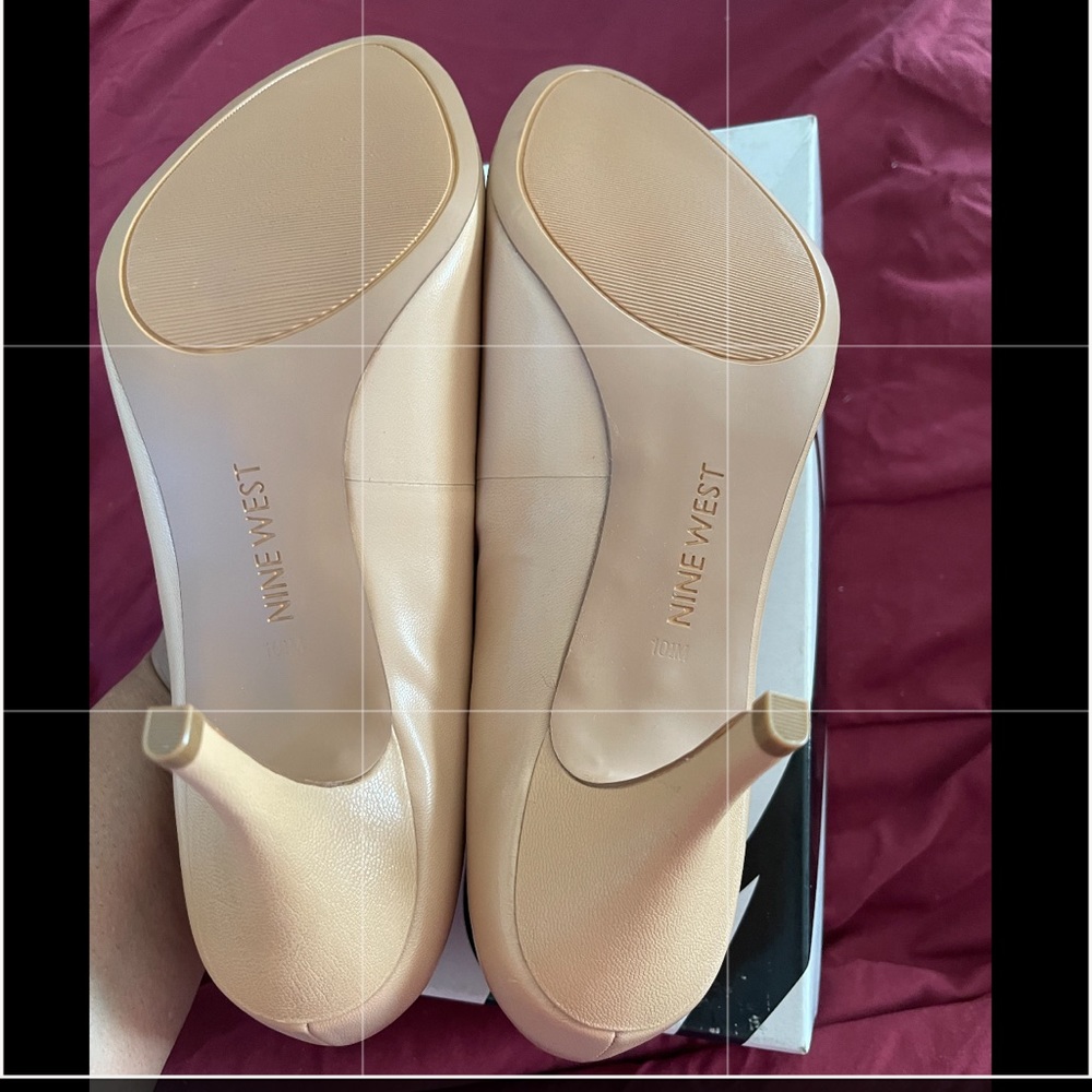 NINE WEST PUMPS - Picture 4 of 6